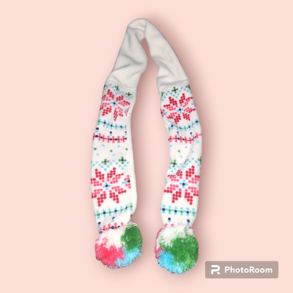 ^ Gap Kids Scarf